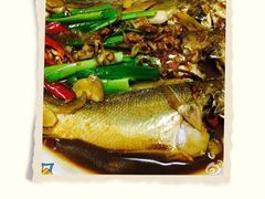 -鑫悦楼煎蟹·16年海鲜大排档