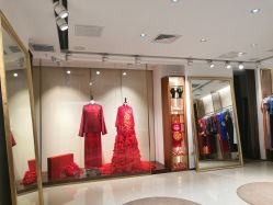 点击看大图 -藤薰定制中式嫁衣礼服旗袍店