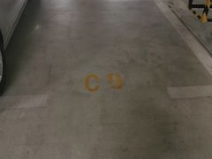 -上海半岛酒店-地下停车场