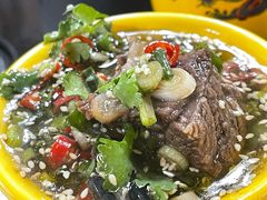 -银同牦牛肉火锅