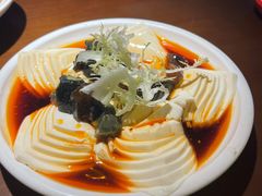 皮蛋豆腐-胖哥俩肉蟹煲(苏州中心店)