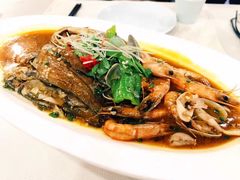 渔娘炖杂鱼-渔娘渔家丹东海鲜(东直门店)