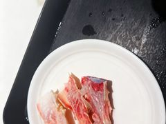 -雍容荟活帝王蟹活龙虾自助(苏宁旗舰店)