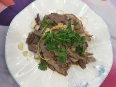 -天外天美食广场(哈尔滨路店)