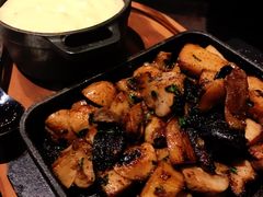 -恰餐厅及酒吧 CHAR Bar & Grill (北京丽都皇冠假日店)