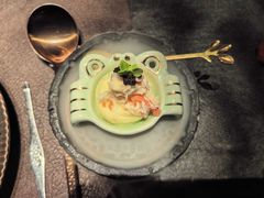-蟹犇前•帝王蟹雪蟹(陆家嘴店)
