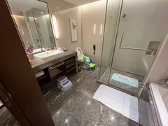 -广州中心皇冠假日酒店