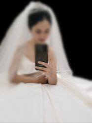 -拉瑞娜LaReine婚纱礼服高级定制
