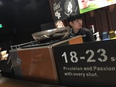 -星巴克臻选(成都太古里店)