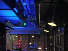 -骑士KTV(红谷滩万达店)