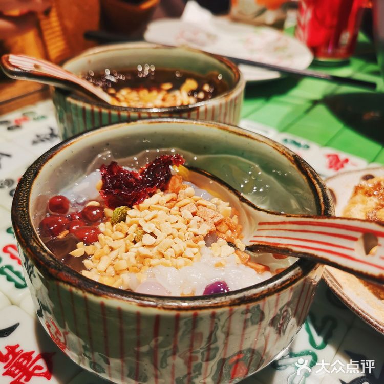 魔都探店 | 有签花·成都串串香