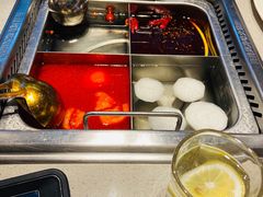 -海底捞火锅(金山百联店)