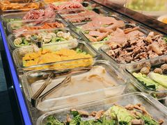 -牛里牛气· 榴莲海鲜鲜牛肉自助火锅·烤肉(横岗店)