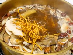 -阿鹏故事野生菌火锅(古城店)