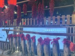 -鱼窝棚柴火铁锅炖(富山屯店)