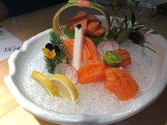 -萤初高端日料王(曲江银泰店)
