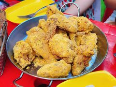 -BHC炸鸡(明洞总店)