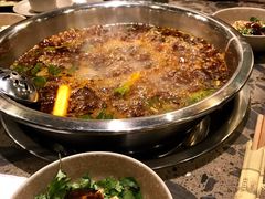 -肖肖酸萝卜鱼火锅(总店)