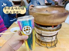 炭炉果鸡煲-威邵鸡煲(西华路总店)