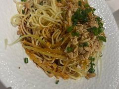 鸡丝凉面-川香楼酒家