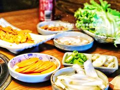 胡萝卜片-豚豚猪村烤肉·韩国烤肉(总店)