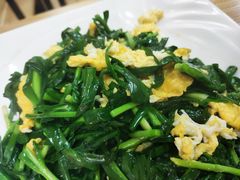 -洪姐川菜东北菜铁锅炖(天生丽街店)