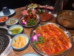 -明洞阿姨·韩式酱蟹烤肉·创意料理(三元桥店)