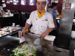 -利昂法式铁板主题餐厅(新奥购物中心店)