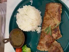 -丽莎沙拉轻食餐厅(国贸店)