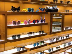 -罗伯特眼镜·蔡司官方授权(罗湖国贸店)