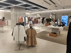 -ZARA(大上海时代广场店)