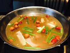 -湊湊火锅·茶憩(新中关购物中心店)