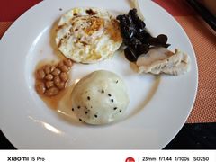 -筠咖啡西餐厅(上海国展宝龙丽筠酒店)