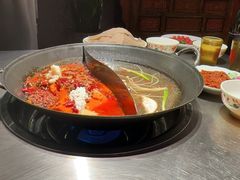 -朱光玉火锅馆(小寨原力场店)