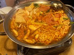 部队火锅-富乐满韩国正宗炸鸡韩国料理(虹泉路店)