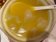 牛骨汤煨萝卜-渝信川菜(工体店)