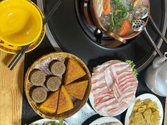 -银同牦牛肉火锅