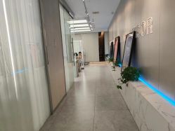 -PE SALON