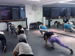 点击看大图 -学舞岛·成人少儿舞蹈培训