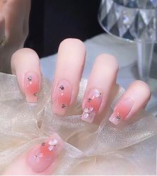 -悦指间美甲美睫