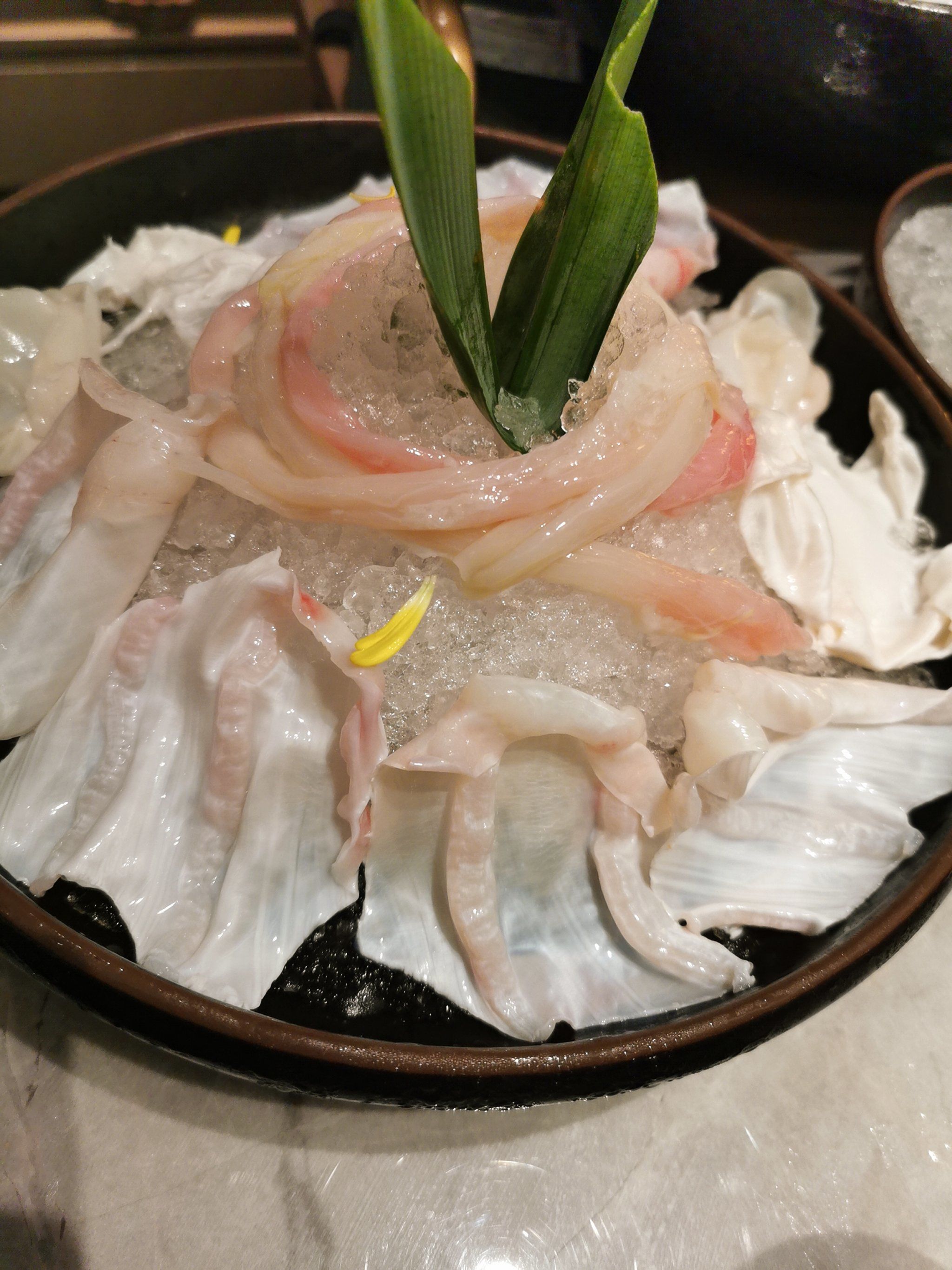 手切鱼刺身,鲜嫩无比一定要首选哦