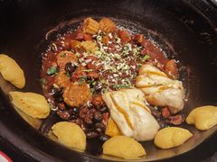 -鱼窝棚柴火铁锅炖(富山屯店)