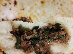-李与白包子铺(桐梓林店)