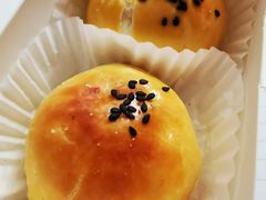 蛋黄酥糕点-味多美(江桥万达店)