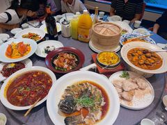 -连鹭海鲜·海肠捞饭·海胆饭(星海店)