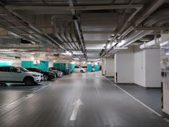 -兴业太古汇·停车场