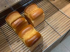-沁屋面包店(人民东路店)