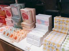 -好利来(南京路一店)