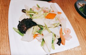 Stir-fried Shrimp with Celery and Yam