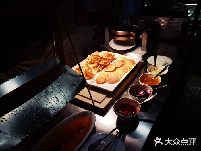 深圳东部华侨城茵特拉根酒店图片
